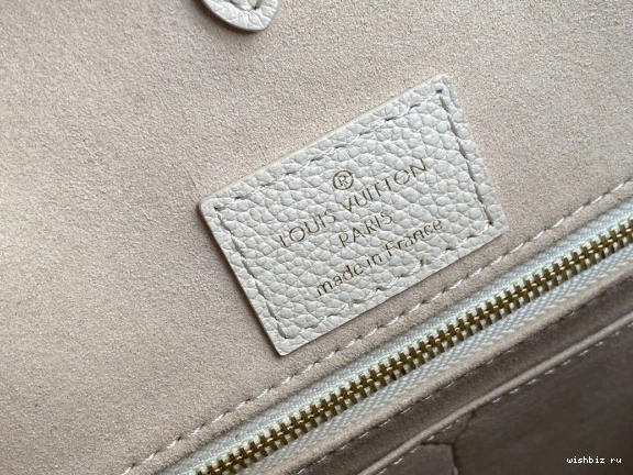 WIS VUITTON ONTHEGO MM LOUIS 0212